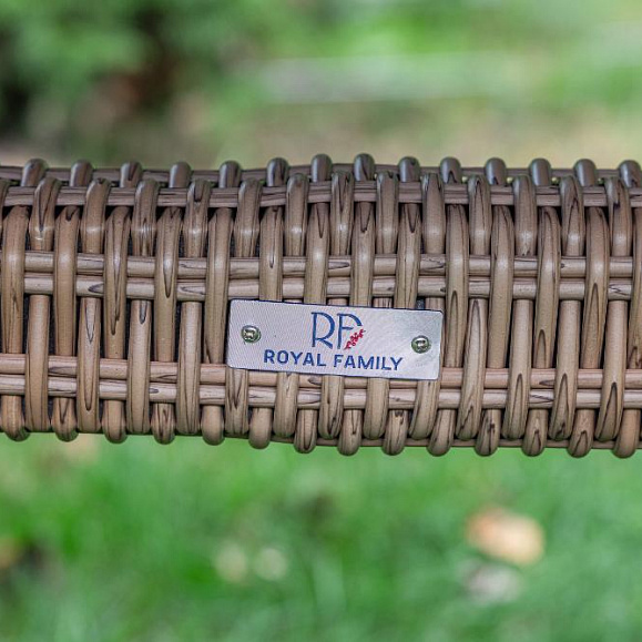 Обеденный стол Isabella Royal Family из искусственного ротанга, цвет бежевый фото 3