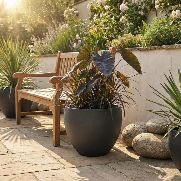 Кашпо Concretika Гира D50H43 Идеально черный фото 1