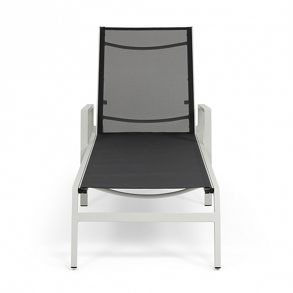 Парма шезлонг, каркас алюминий светло-серый (RAL7035) муар, ткань текстилен темно-серая фото 3