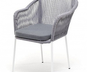 Стул Лион 4SIS плетеный из роупа, каркас из стали белый муар, роуп светло-серый круглый, ткань светло-серая