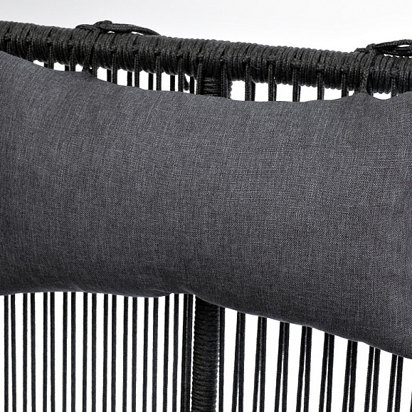 Мадрид кресло плетеное из роупа, каркас алюминий темно-серый (RAL7024) муар, роуп темно-серый круглый, ткань темно-серая 027 фото 5