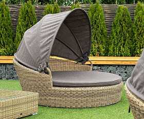 Плетеная кровать круглая Стильяно 4SIS из искусственного ротанга, цвет соломенный