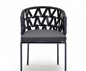 Диего стул плетеный из роупа, каркас из стали темно-серый (RAL7024) муар, роуп темно-серый круглый, ткань темно-серая 027