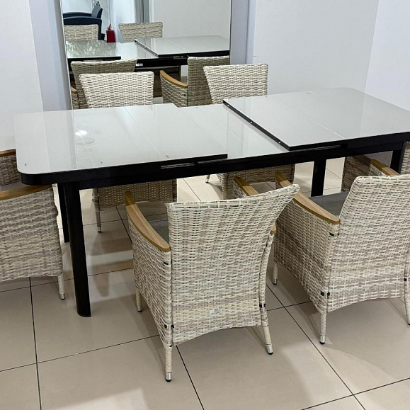 Обеденный комплект Ludwig + Amelia Royal Family из искусственного ротанга, цвет бежевый фото 2