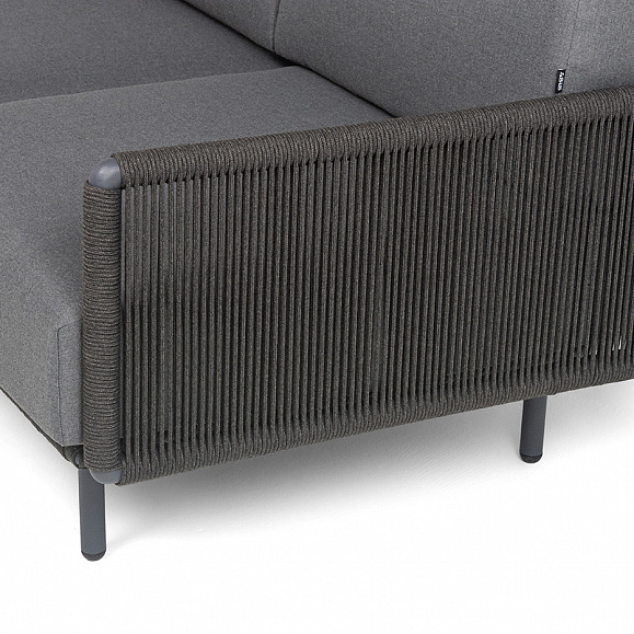 Джелло диван 3-местный плетеный из роупа, каркас алюминий темно-серый (RAL7024) муар, роуп темно-серый круглый, ткань темно-серая 027 фото 6