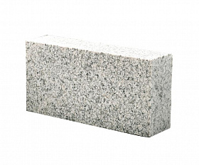 Брусчатка гранитная 200x100x50 мм пиленая Мансуровское месторождение