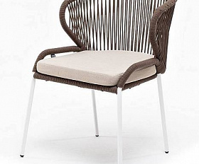 Стул Милан 4SIS плетеный из роупа, каркас алюминий белый муар, роуп коричневый круглый, ткань бежевая 52
