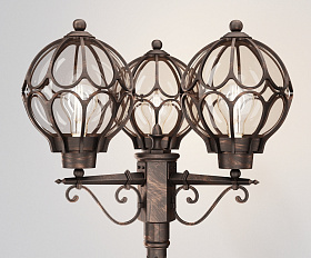 Садово-парковый светильник Via Maytoni O023FL-03G цвет Золото Антик