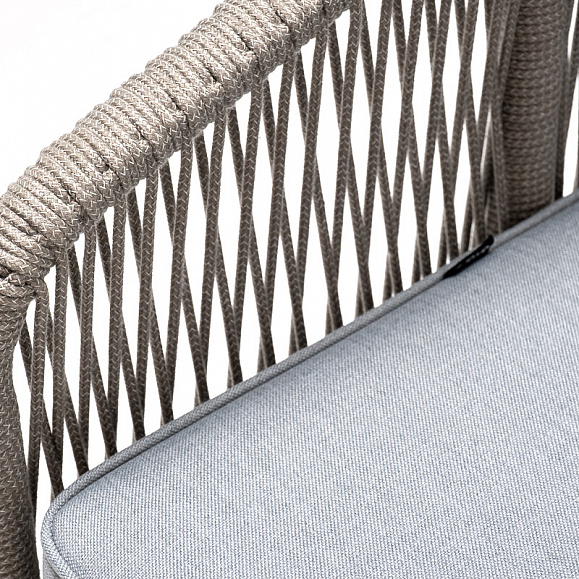 Канны кресло плетеное из роупа, каркас алюминий светло-серый (RAL7035) муар, роуп серый меланж круглый, ткань светло-серая фото 5