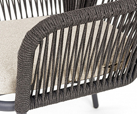 Лион стул плетеный из роупа, каркас алюминий темно-серый (RAL7024) муар, роуп темно-серый круглый, ткань бежевая 052