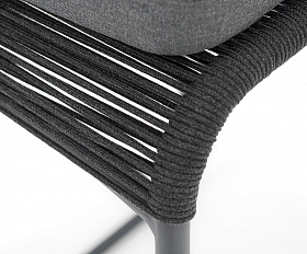 Ането стул барный плетеный из роупа, каркас алюминий темно-серый (RAL7024) муар, роуп темно-серый круглый, ткань темно-серая 027