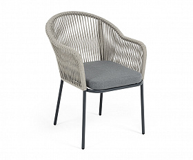 Лион стул плетеный из роупа, каркас из стали темно-серый (RAL7024) муар, роуп серый меланж круглый, ткань серая 017