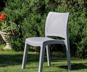 Обеденный стул July Royal Family из пластика, цвет светло-серый