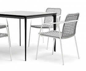 Обеденная группа Малага 4SIS на 4 персоны со стульями "Тунис", каркас белый, роуп светло-серый
