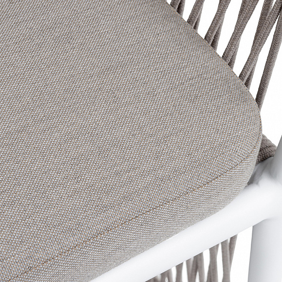 Романо стул плетеный из роупа, каркас алюминий белый муар, роуп бежевый круглый, ткань бежевая 15052 фото 7