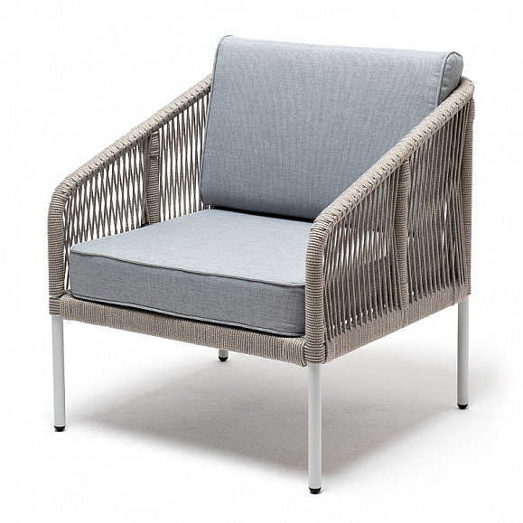 Канны кресло плетеное из роупа, каркас алюминий светло-серый (RAL7035) муар, роуп серый меланж круглый, ткань светло-серая фото 1