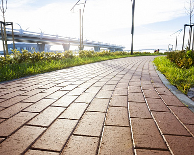 Тротуарная клинкерная брусчатка ЛСР Эдинбург 200х100х50 мм, темно-красный