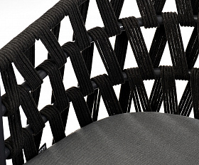 Диего стул плетеный из роупа, основание дуб, каркас из стали темно-серый (RAL7024) муар, роуп темно-серый круглый, ткань темно-серая 027