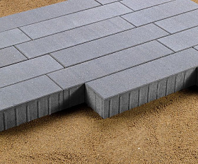 Тротуарная плитка 342 Механический завод Ригель трио 80 мм Серый