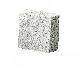 Брусчатка гранитная 100x100x50 мм пилено-колотая Мансуровское месторождение Француженка