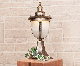 Уличный светильник Elektrostandard Atlas S IP44 GLYF-2010S черное золото