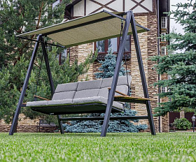 Качели Loan Royal Family трехместные из стали
