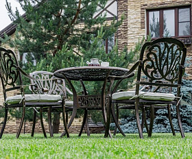 Обеденный комплект Wilhelm Royal Family из алюминия на 4 персоны